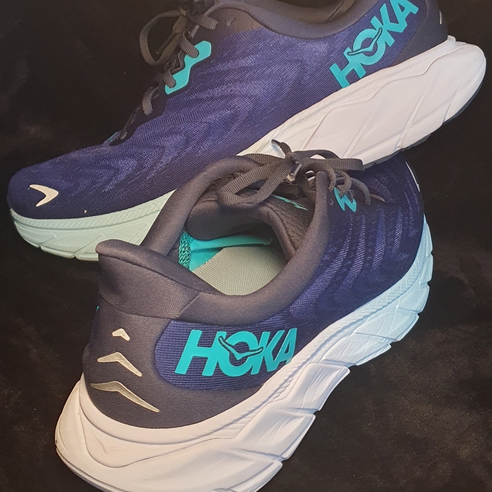 HOKA Men's Arahi 6 (M11)